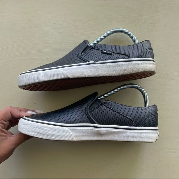 VANS Black Leather Slip Ons 721461 - Picture 7 of 11